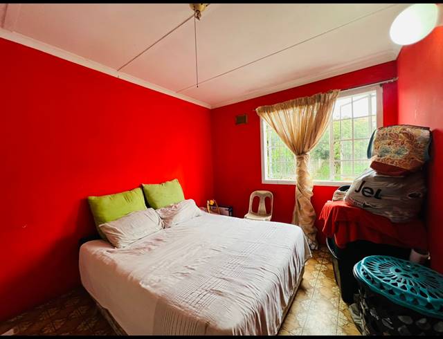3 BEDROOM SEMI DETACHED FOR SALE IN NEWLANDS EAST